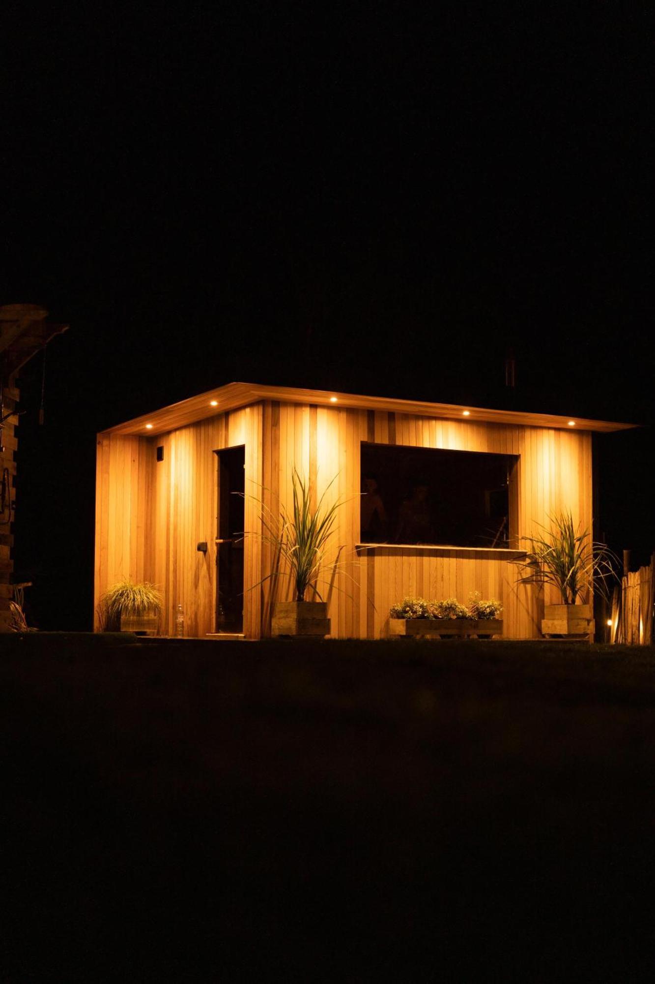 Rostrevor Mountain Lodge - Glamping Pods - Revive Sauna & Hot Tubs Kültér fotó