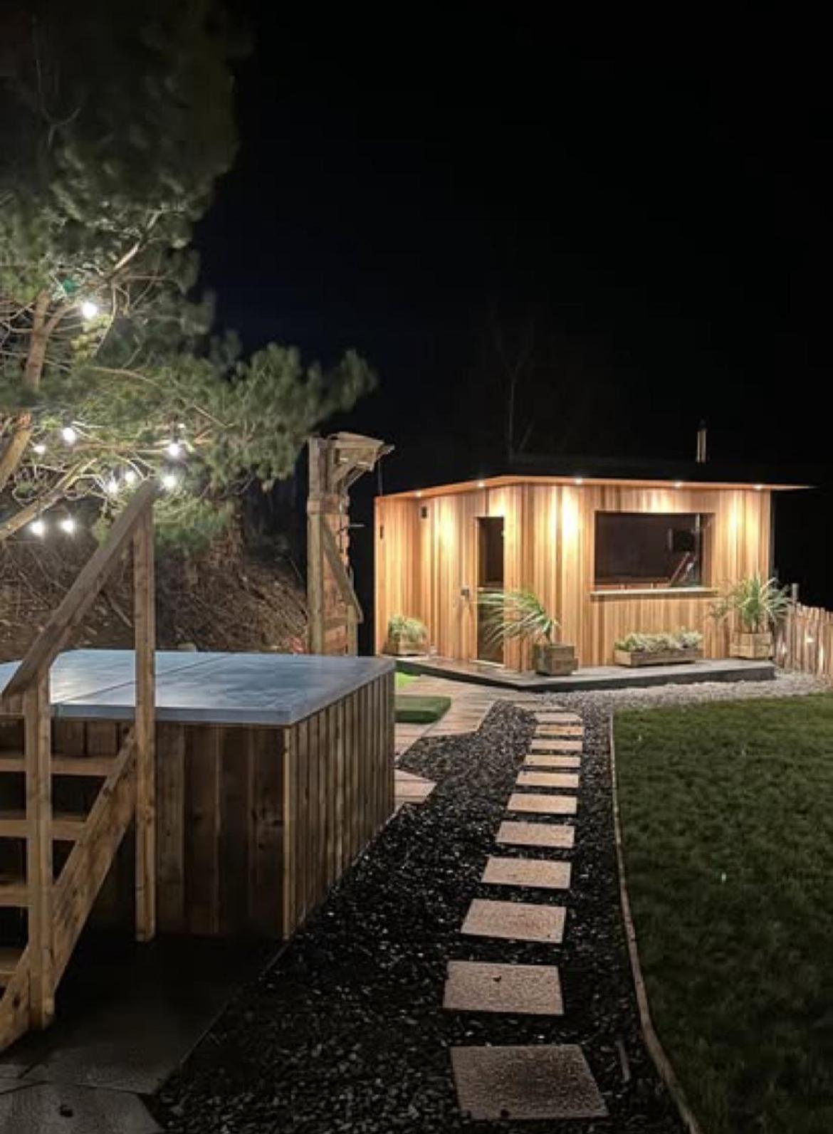 Rostrevor Mountain Lodge - Glamping Pods - Revive Sauna & Hot Tubs Kültér fotó