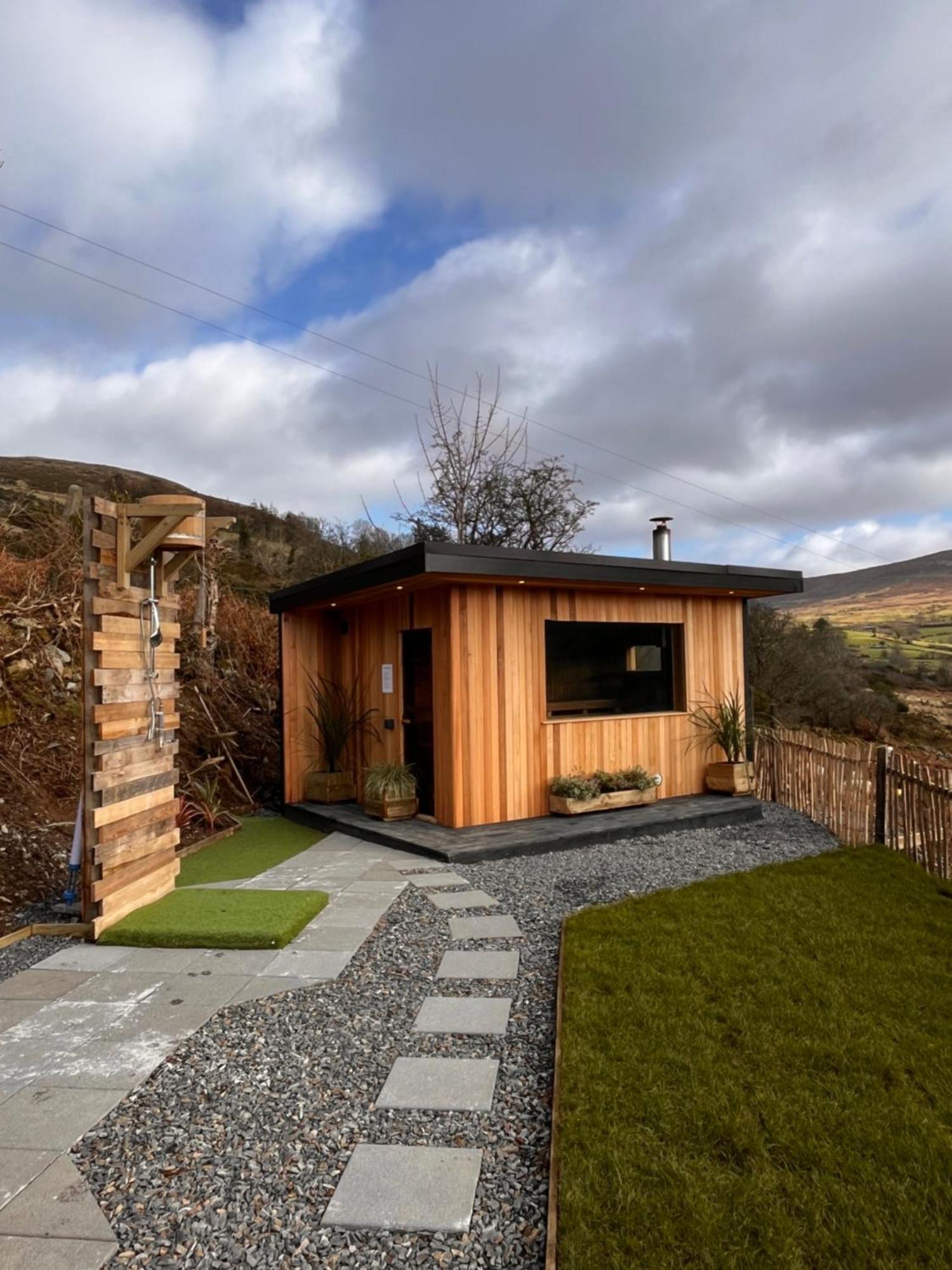Rostrevor Mountain Lodge - Glamping Pods - Revive Sauna & Hot Tubs Kültér fotó