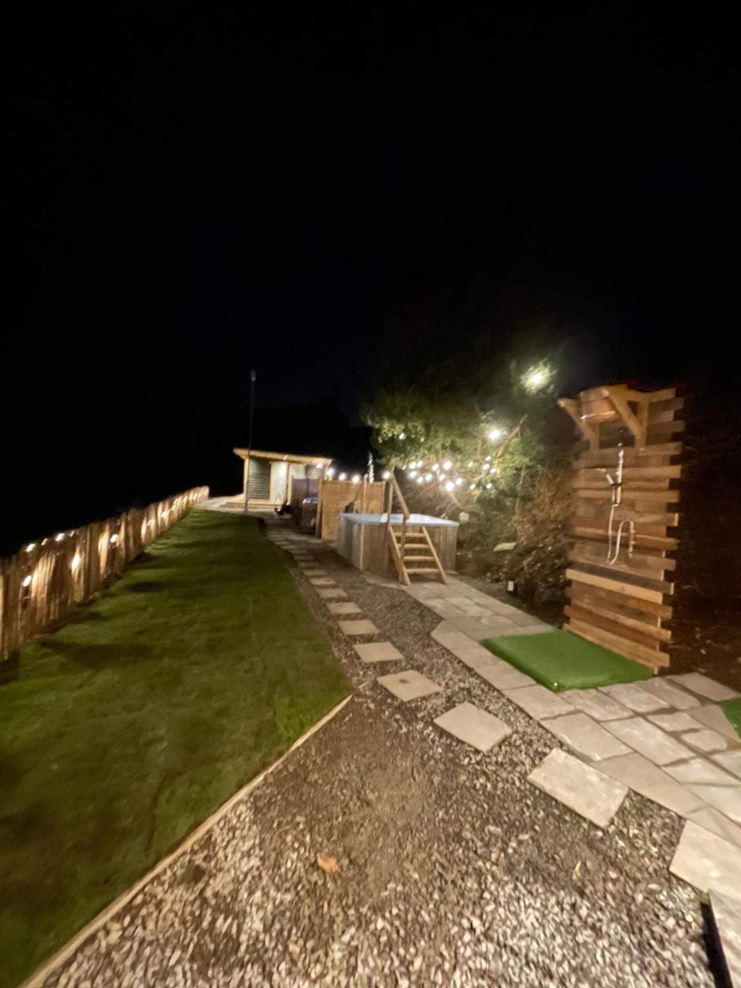 Rostrevor Mountain Lodge - Glamping Pods - Revive Sauna & Hot Tubs Kültér fotó