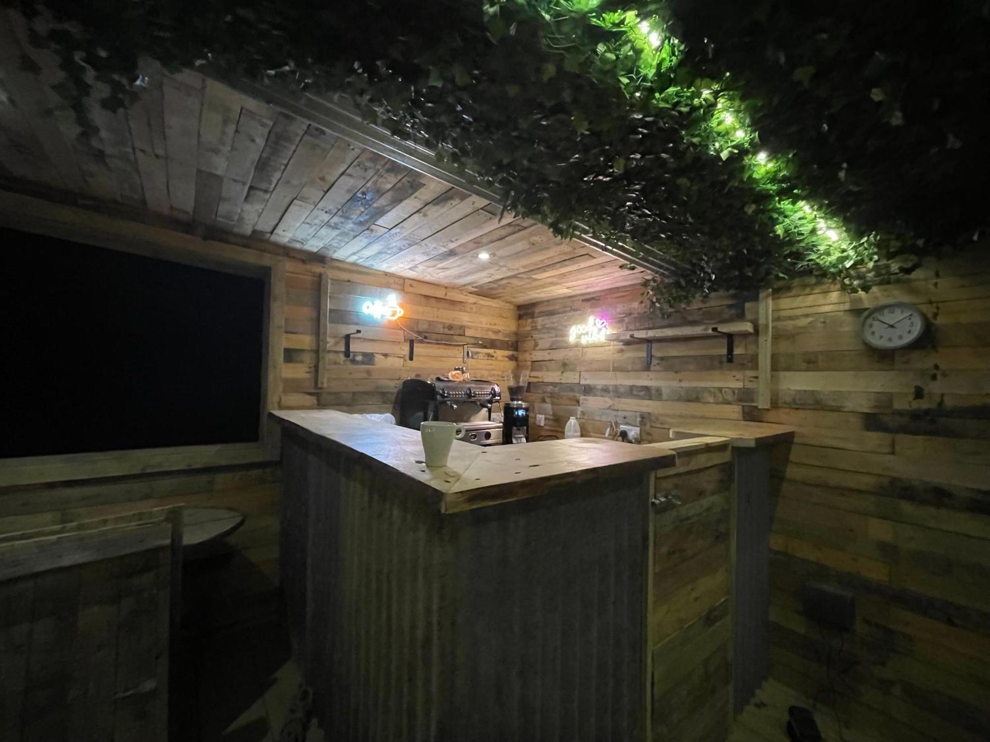Rostrevor Mountain Lodge - Glamping Pods - Revive Sauna & Hot Tubs Kültér fotó